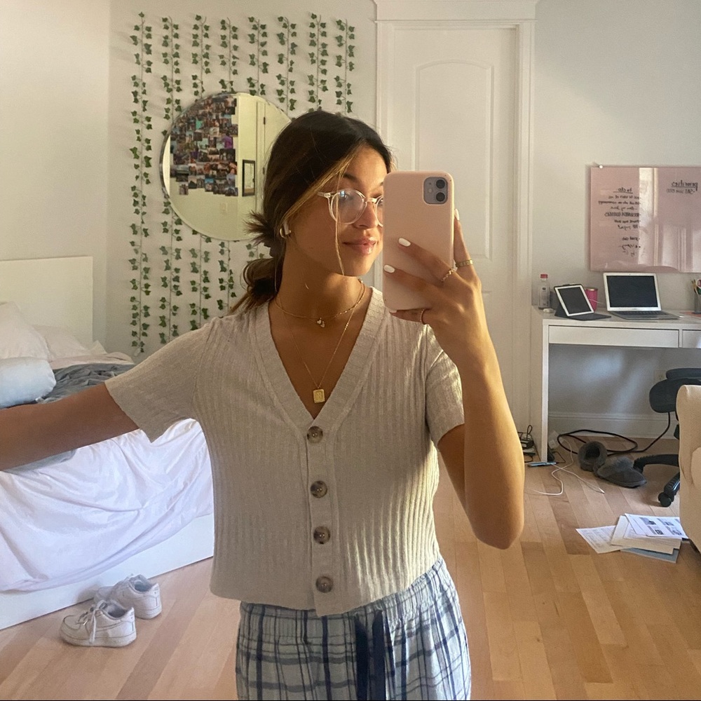 Princess Polly ‘the elder crop top’ ☕️